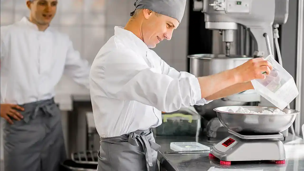 Screensot 1 of Food Preparation Equipment online course 