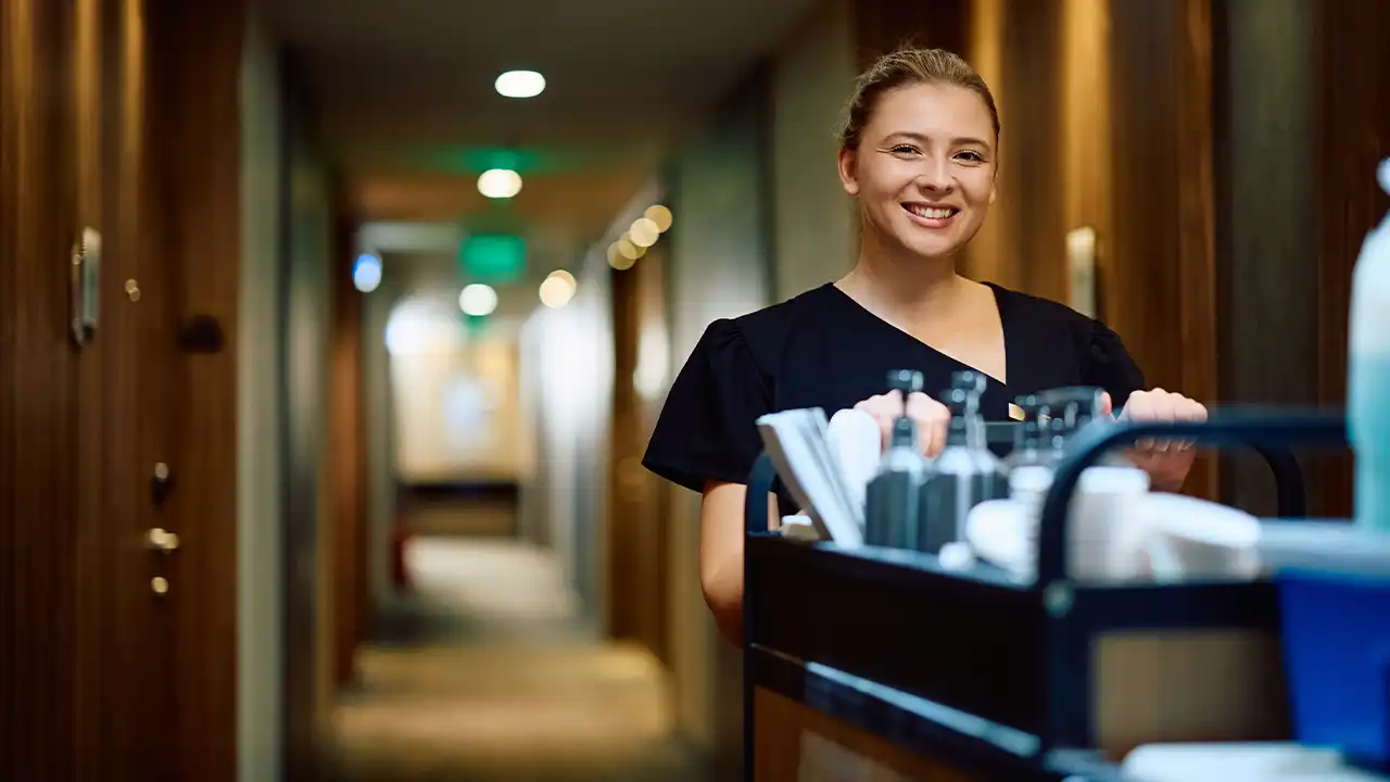 Screensot 1 of Introduction to Housekeeping online course 